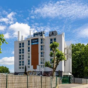 Kyriad Paris Ouest - Colombes